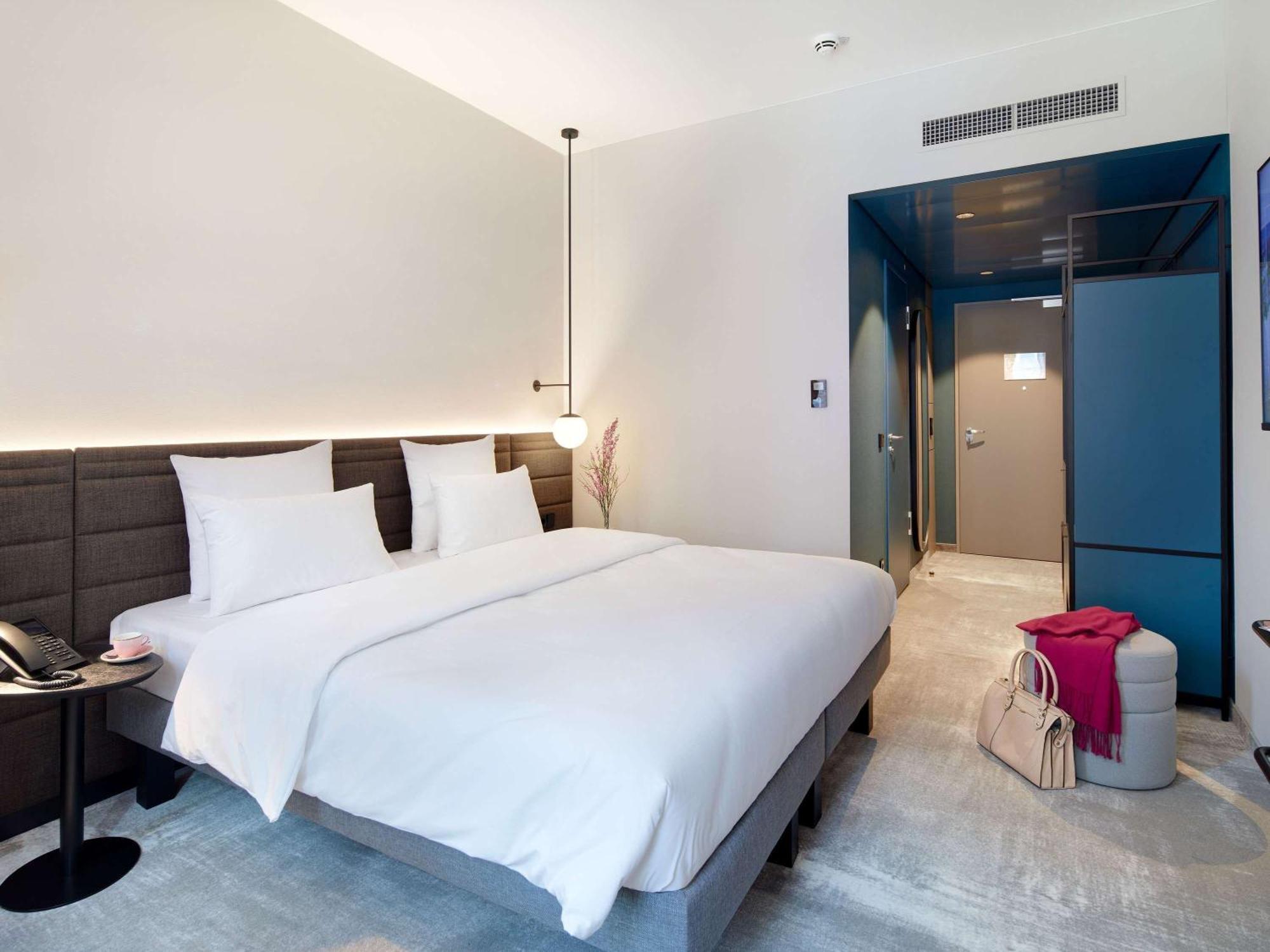 Novotel Hamburg Central Station Bagian luar foto
