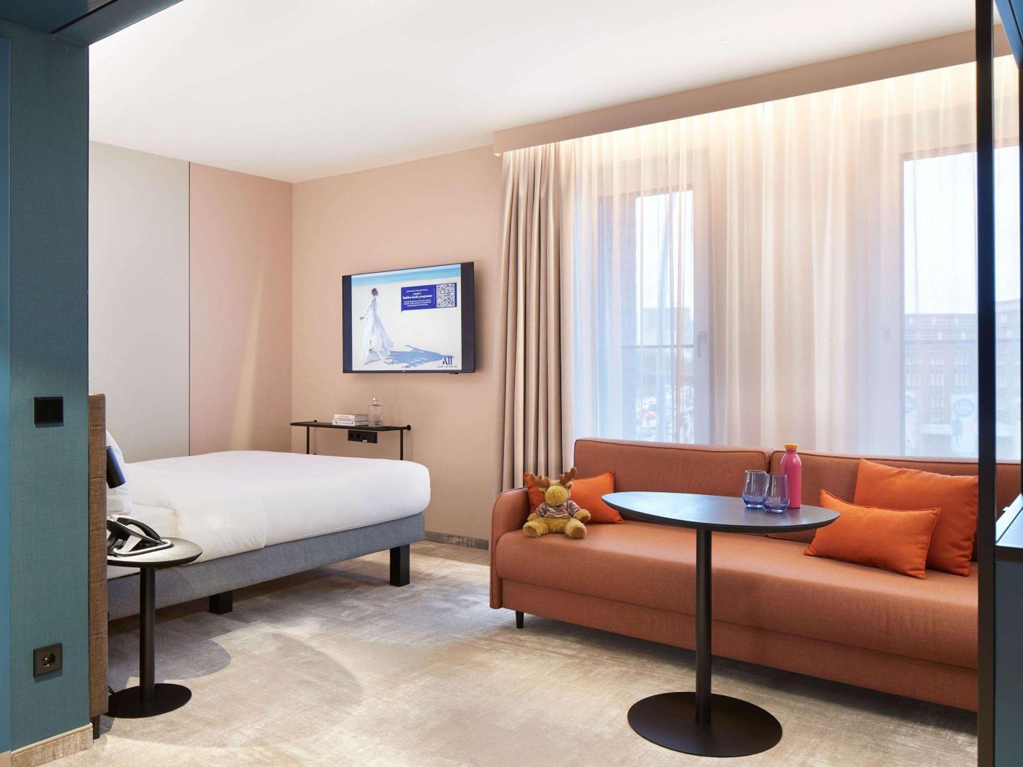 Novotel Hamburg Central Station Bagian luar foto