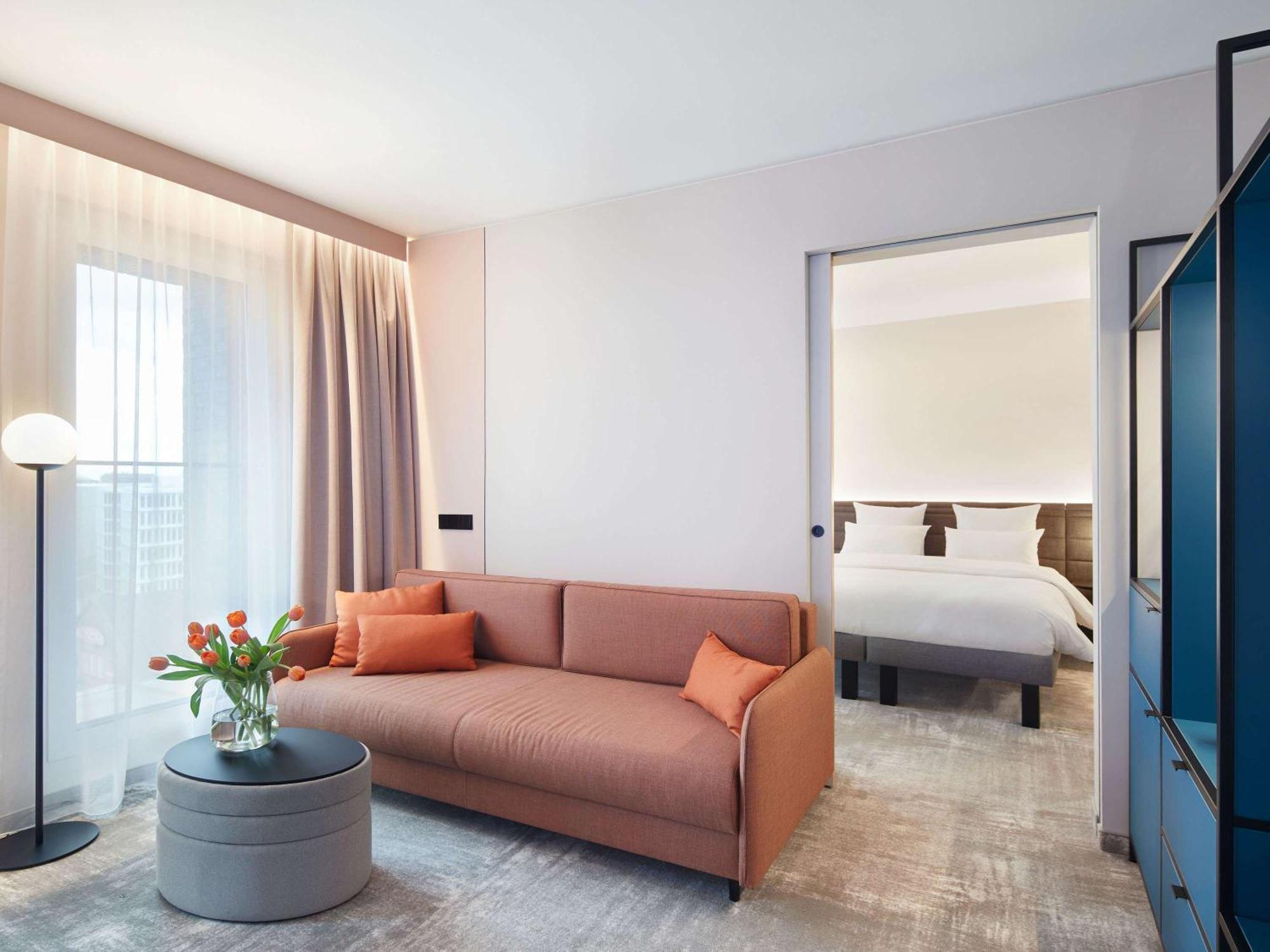 Novotel Hamburg Central Station Bagian luar foto